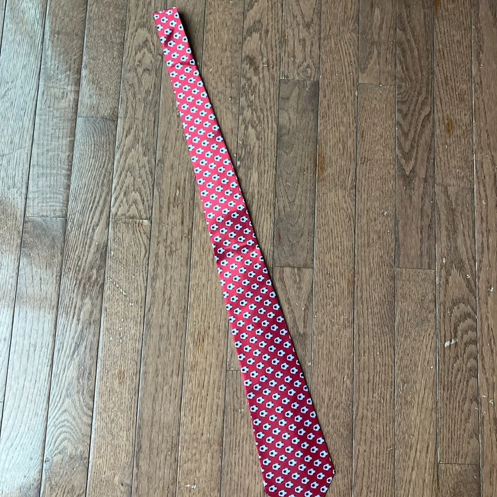Red soccer ball tie